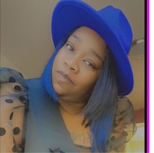 Meet your Posher, Blair